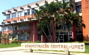 UFES abre 7 vagas para professores substitutos em diversas áreas