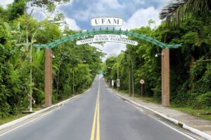 UFAM abre 46 vagas para professores em seleção exclusiva