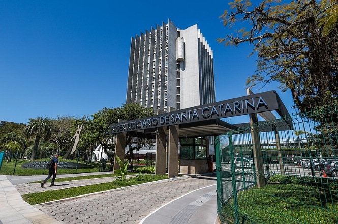 Concurso TJ SC: Edital Para Níveis Médio e Superior Publicado