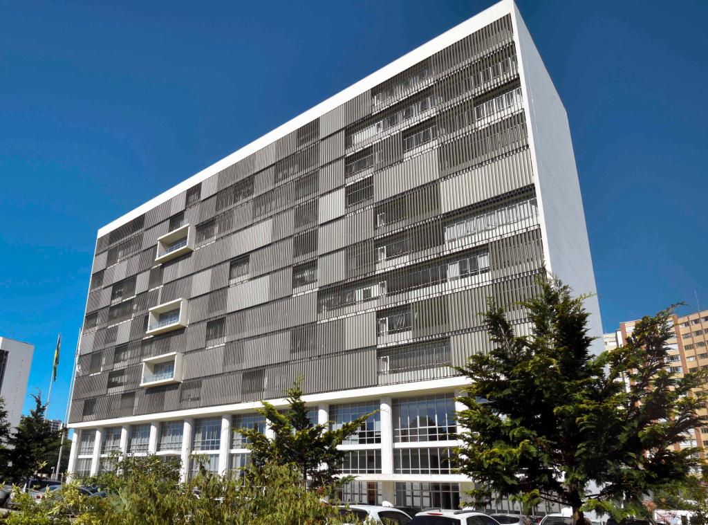 Concursos TJ PR: novas bancas e prazos prorrogados