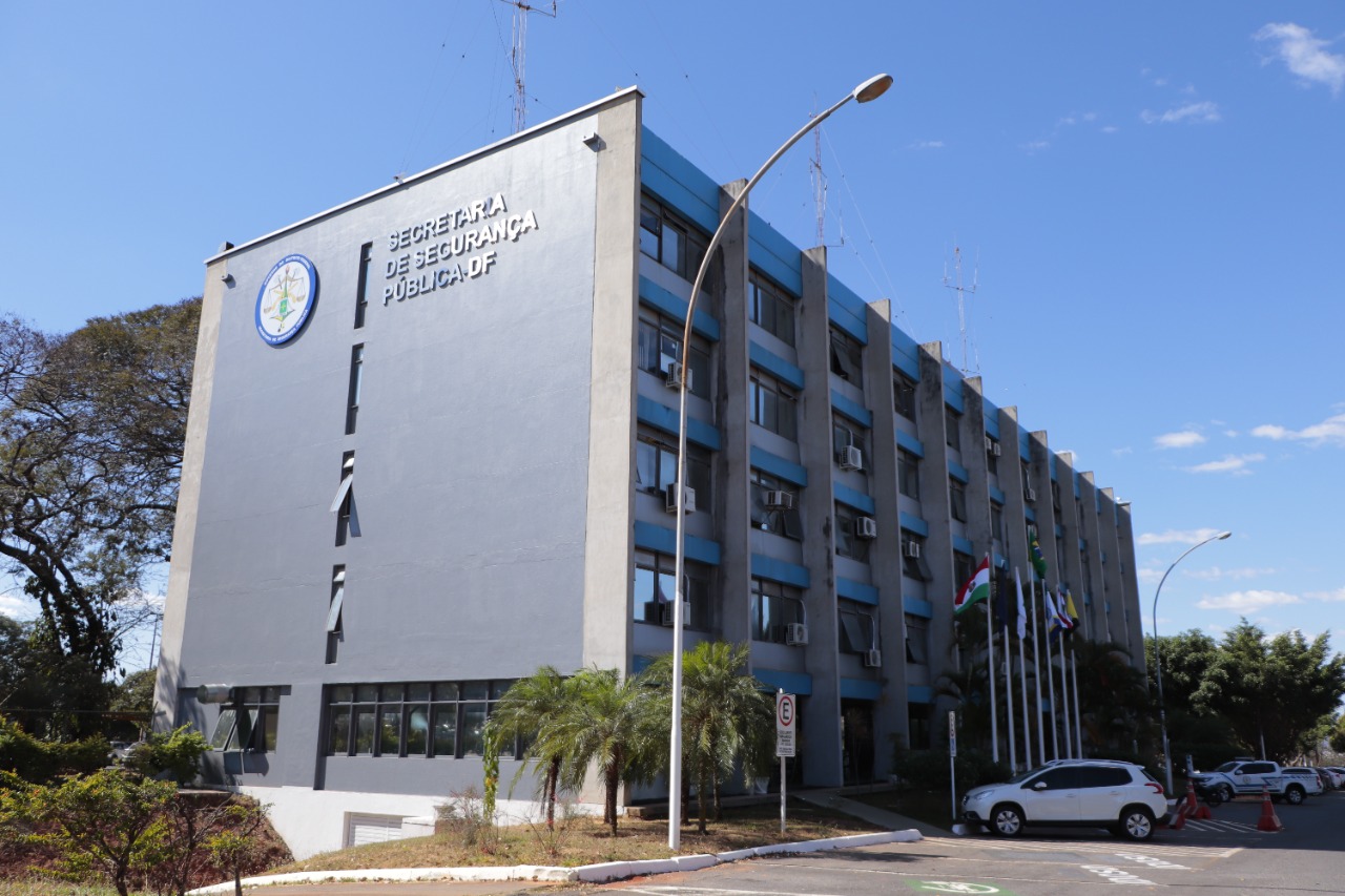 Lula sanciona reajuste salarial para segurança em DF